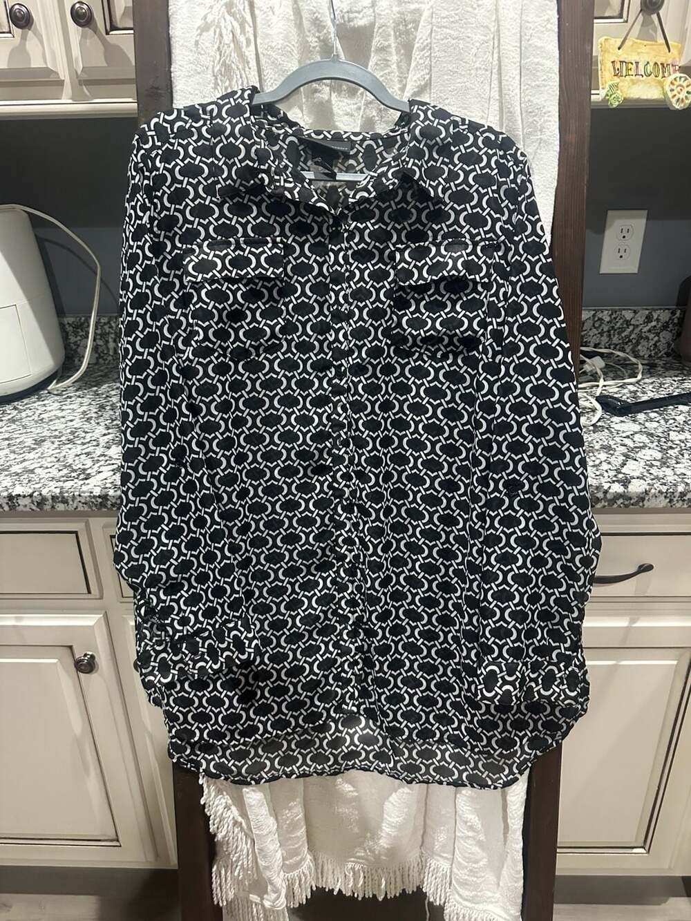 Lane Bryant Black and White Geometric Print LS Button Down Blouse Size 18/20